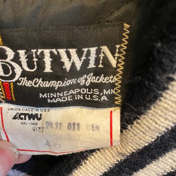 Vintage 1989 XL Huntington High School Letterman Jacket - Picture 3 of 12